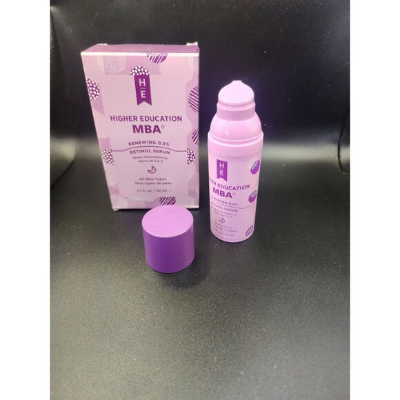 Higher Education Skincare - MBA Renewing 0.5% Retinol Serum - Picture 2 of 7